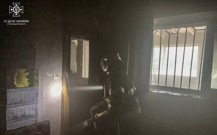 У Чернівцях вогнеборці ліквідували пожежу у діагностичному центрі