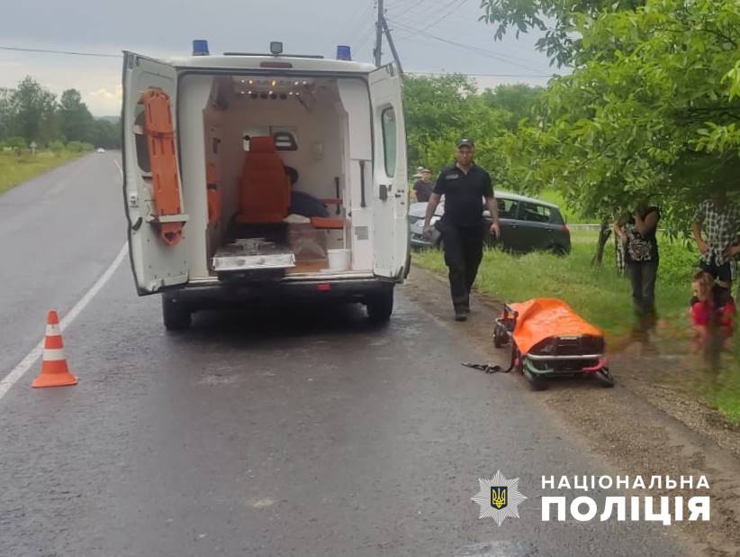 У Чернівецькій області поліціянти задокументували три ДТП, одна з яких була смертельною
