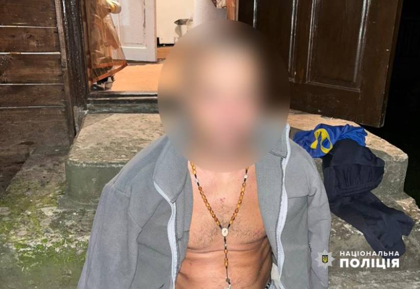 На Буковині поліціянти затримали чоловіка за умисне вбивство матері