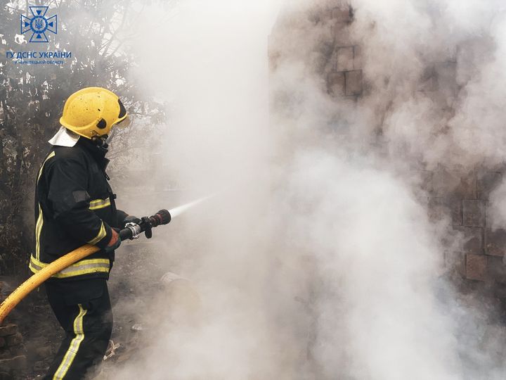 На Буковині впродовж вихідних сталося 9 пожеж