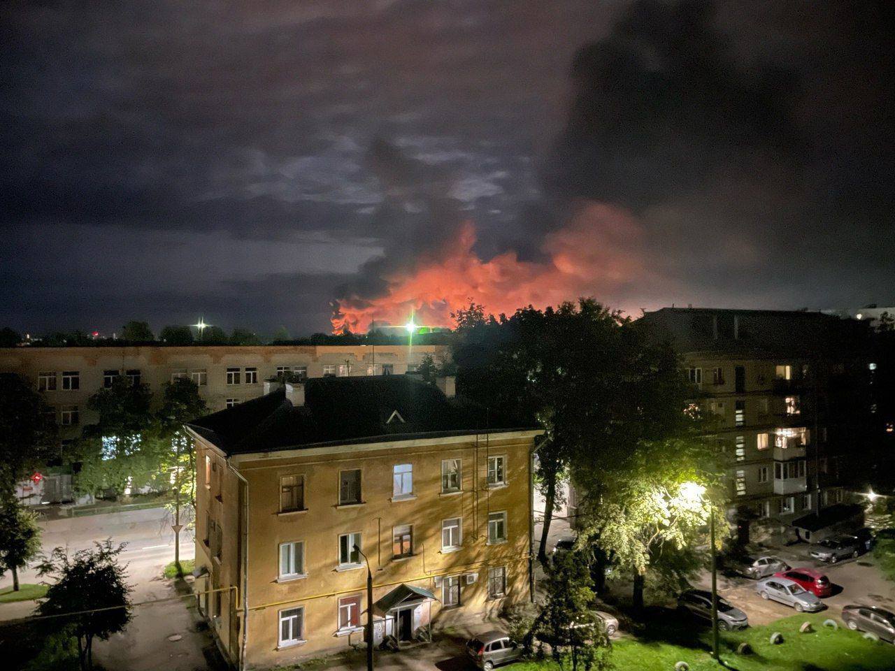 Вночі ЗСУ здійснили масову атаку БПЛА на російські аеродроми