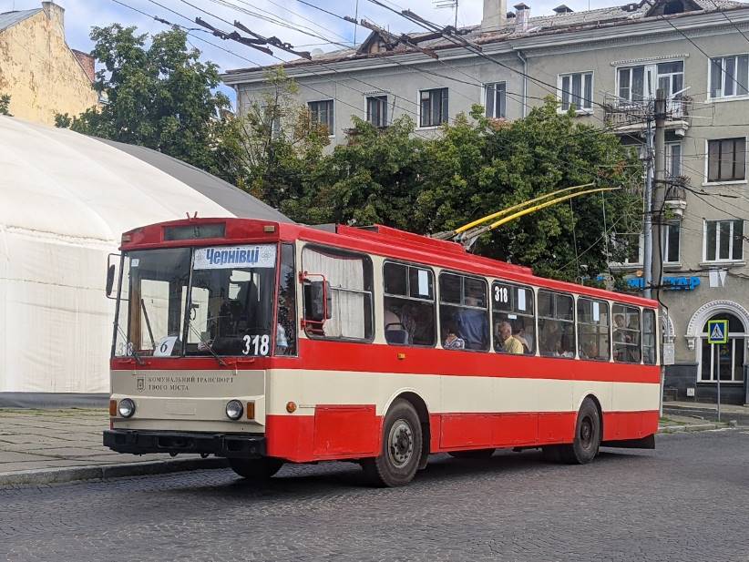 У Чернівцях тимчасово не курсують тролейбуси кількох маршрутів