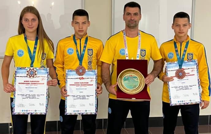 Буковинські спортсмени здобули медалі на чемпіонаті Європи з кікбоксингу