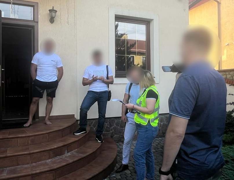 Ошукали громадян на 175 млн грн: на Буковині поліція повідомила підозру власникові компанії-забудовника