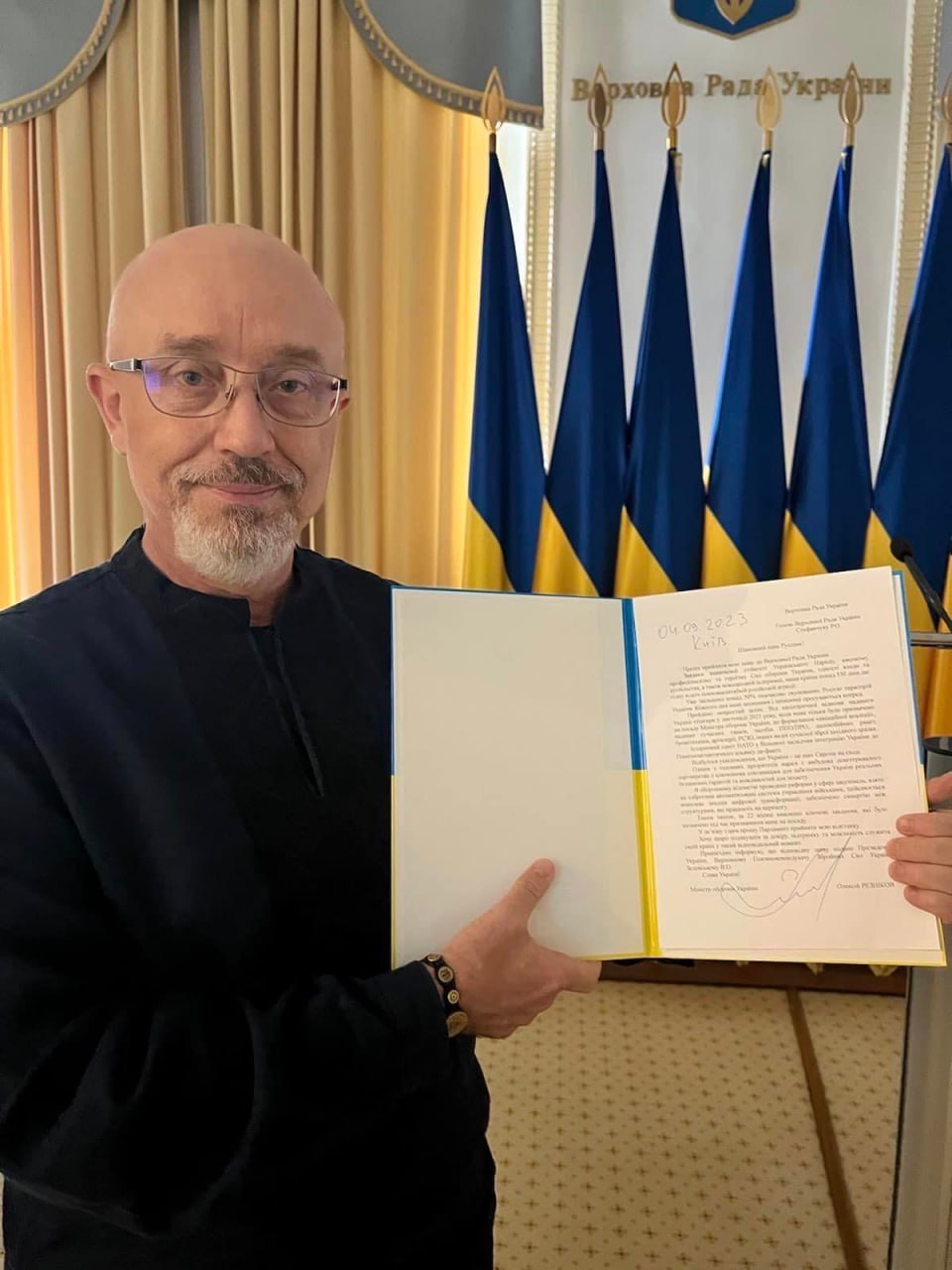 Міністр оборони України Олексій Резніков подав у відставку: хто буде наступником