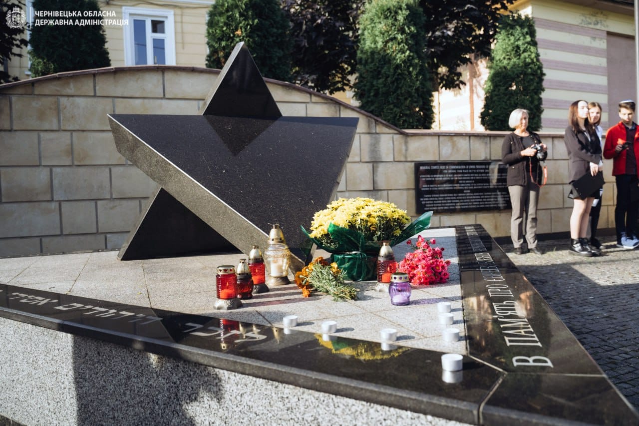 “Ніколи знову”: у Чернівцях вшанували пам’ять жертв трагедії Бабиного Яру