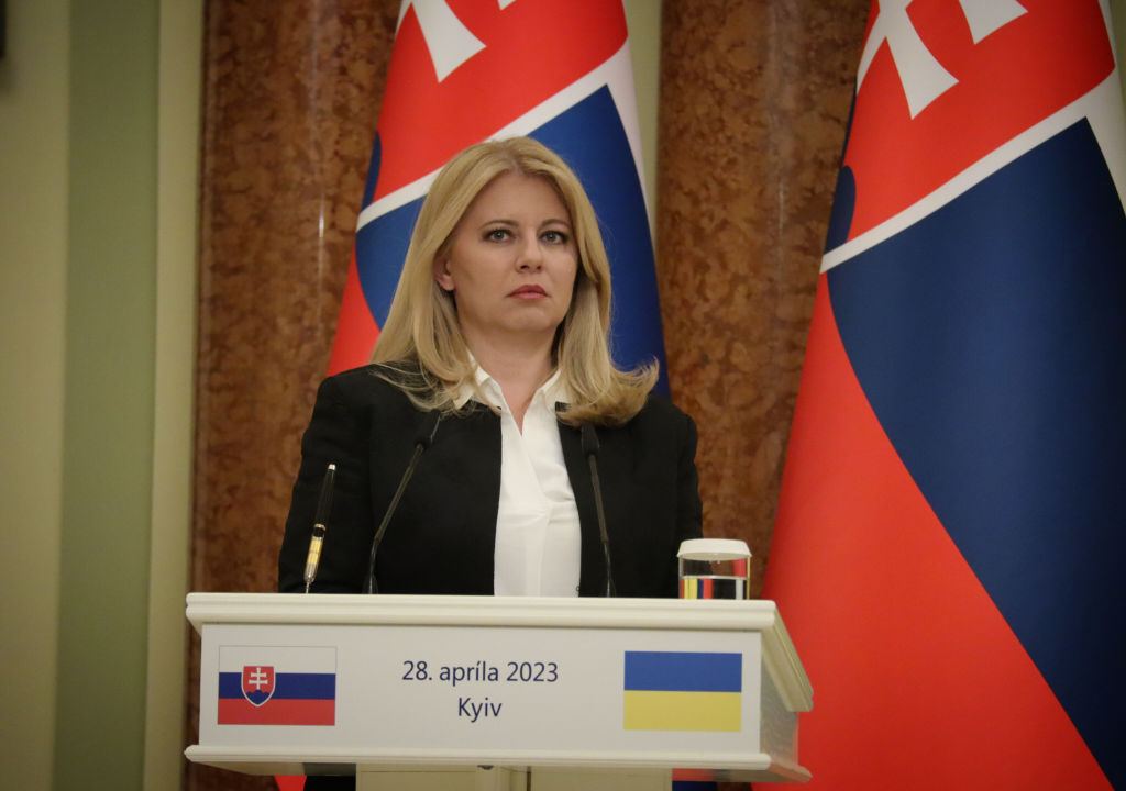 Президентка Словаччини виступила проти допомоги Україні зброєю