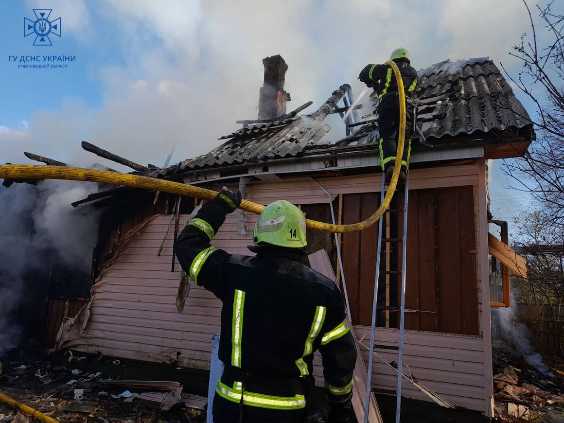 Згорів житловий будинок: на Буковині сталися 3 пожежі