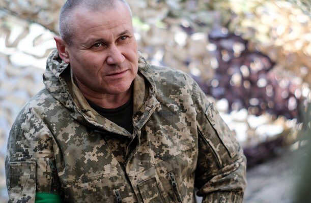 Українські військові згортають деякі операції через брак іноземної допомоги – Тарнавський