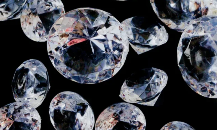 З 1 січня заборонений імпорт алмазів і прикрас із діамантами з росії до ЄС