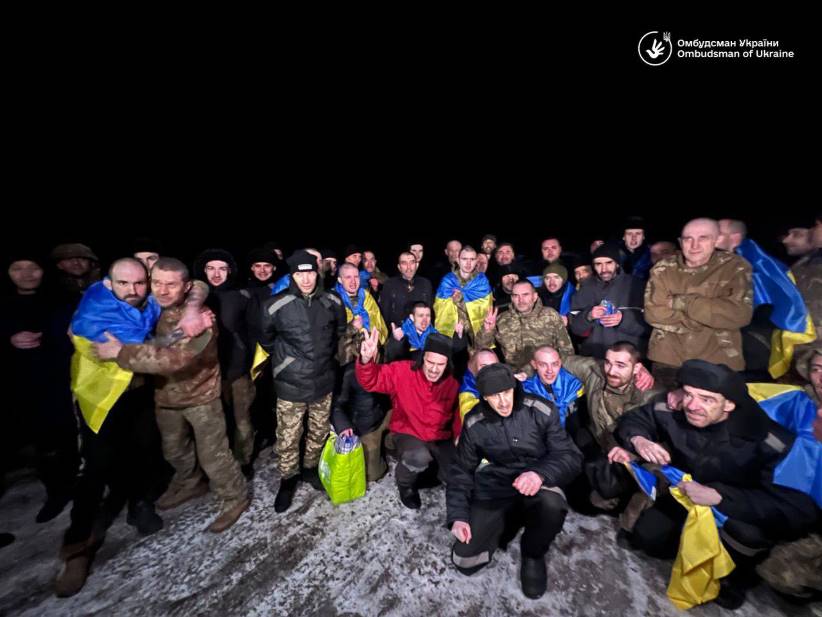 Україна повернула понад 200 бійців і цивільних із російського полону