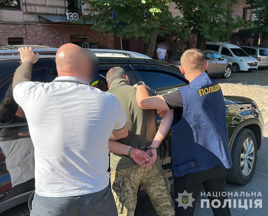 На Буковині судитимуть учасників злочинної групи за організацію схеми ухилення від мобілізації