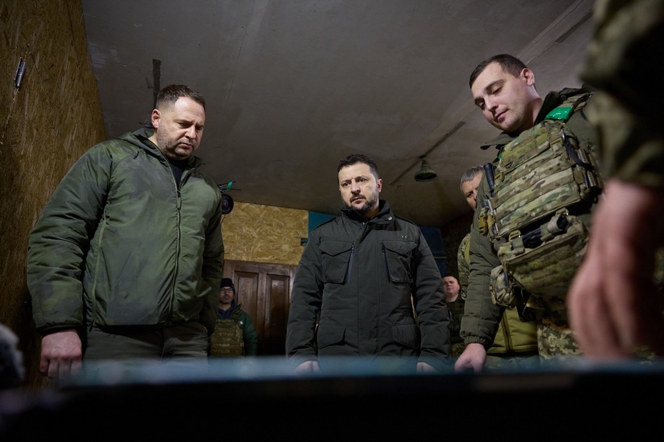 Зеленський відвідав передові позиції українських військ на Куп’янському напрямку