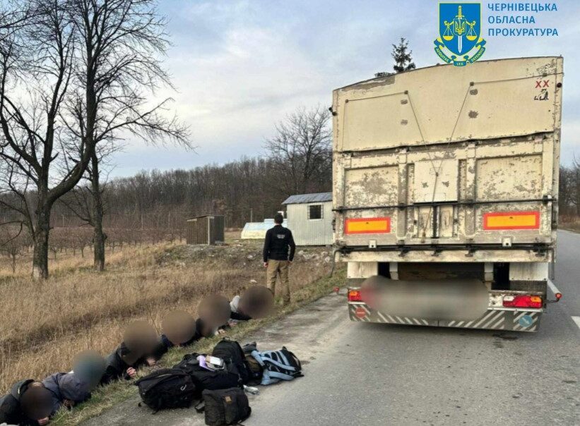 На Буковині заблоковано канал незаконного перевезення чоловіків до Молдови