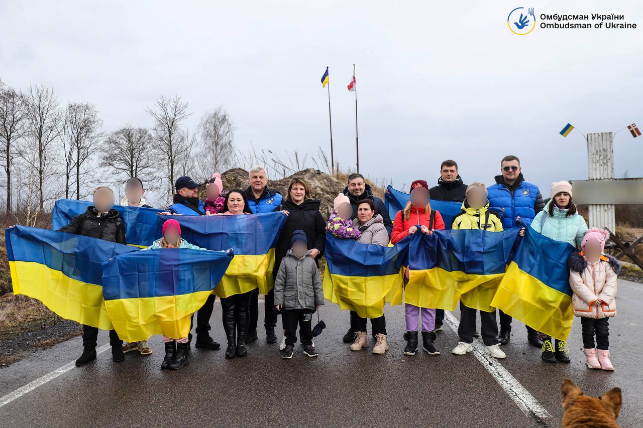 Україна повернула з тимчасово окупованих територій ще 11 дітей