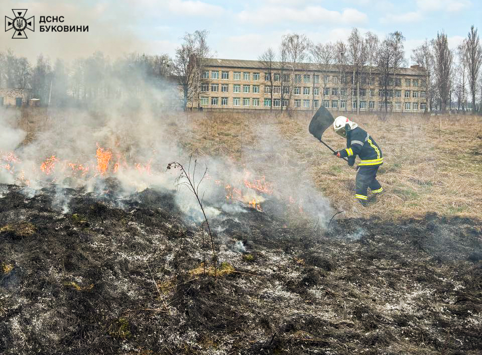 За минулу добу на Буковині сталися 4 пожежі