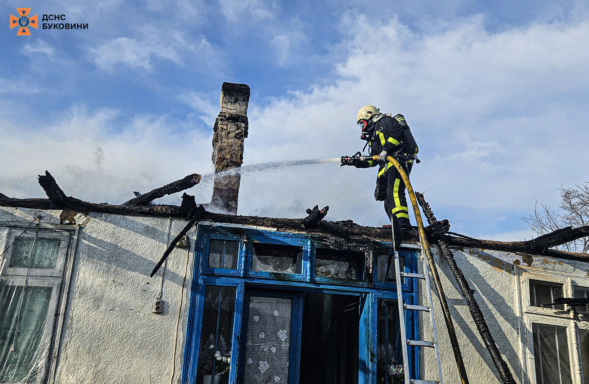 На Буковині сталися 4 пожежі у житловому секторі, одна людина загинула