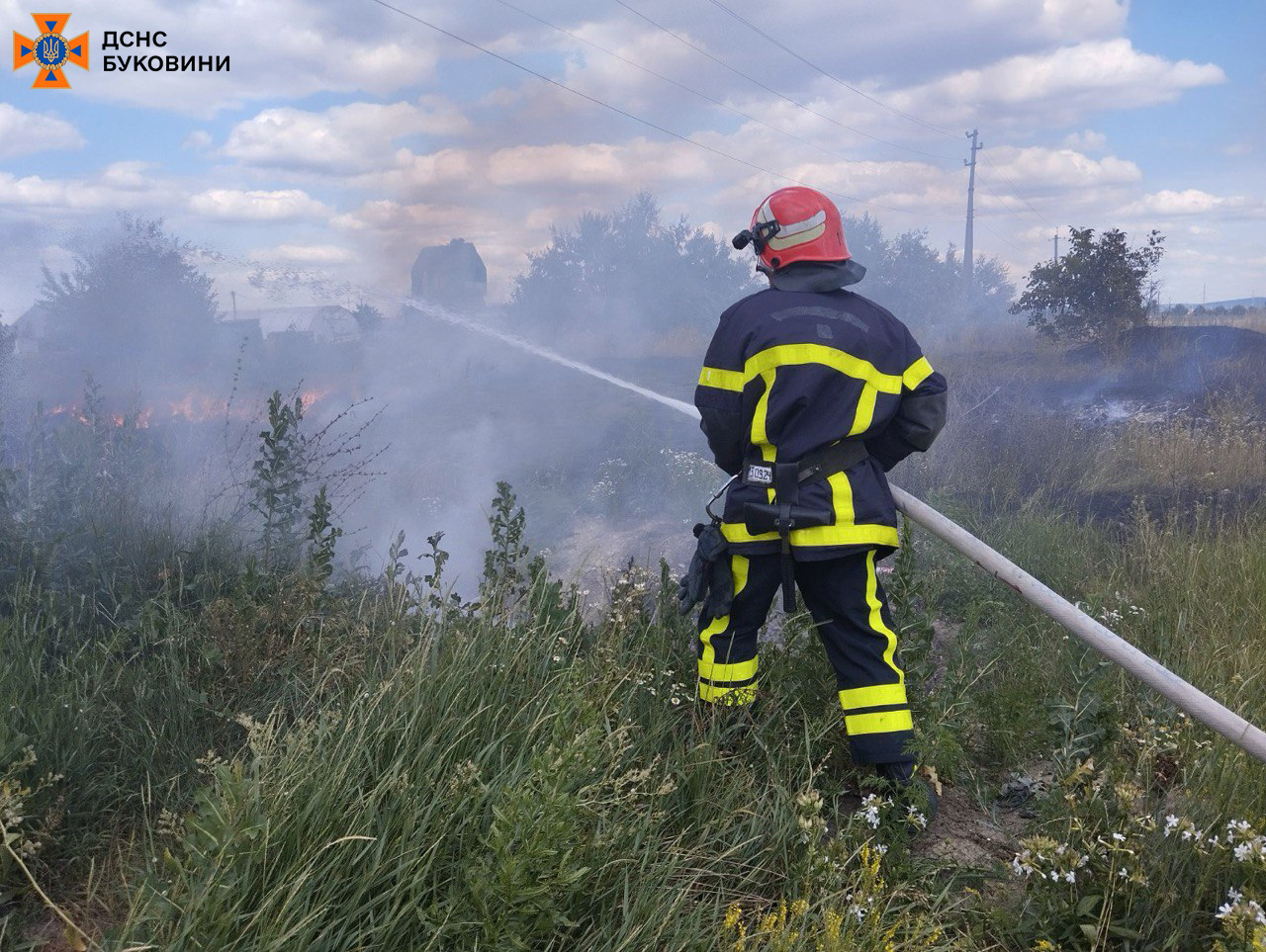 За минулу добу рятувальники Буковини ліквідували 3 пожежі