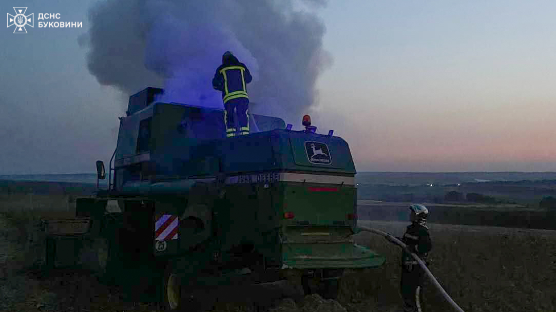 За минулу добу буковинські вогнеборці ліквідували 12 пожеж