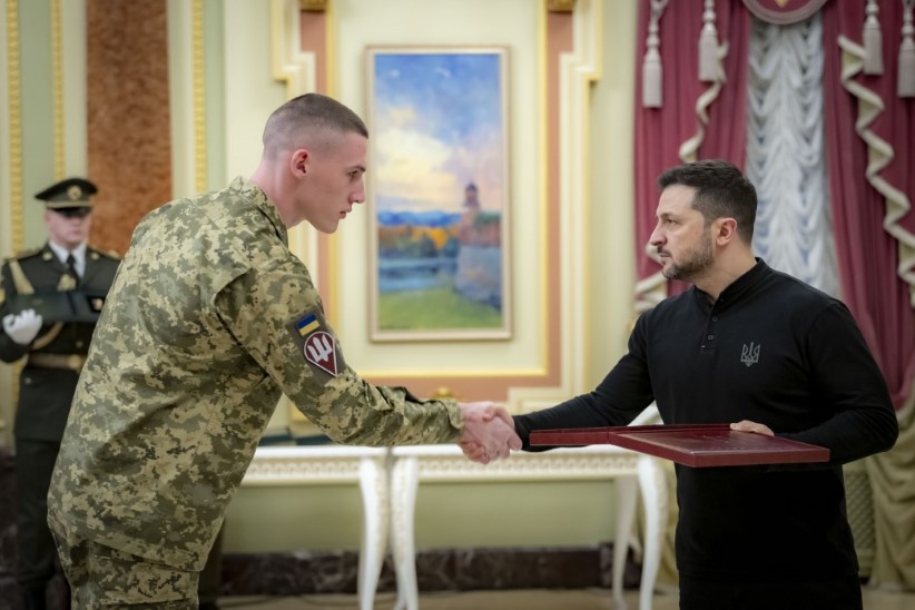 Президент відзначив орденом «Золота Зірка» командира Буковинської бригади Павла Язловецького