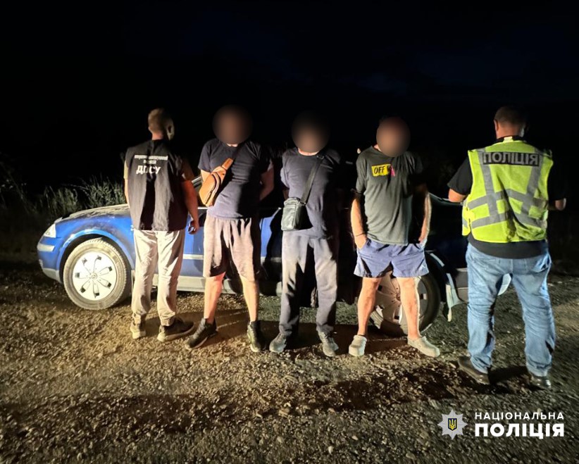 У Чернівецькій області судитимуть двох буковинців, обвинувачених в організації переправлення чоловіків через кордон