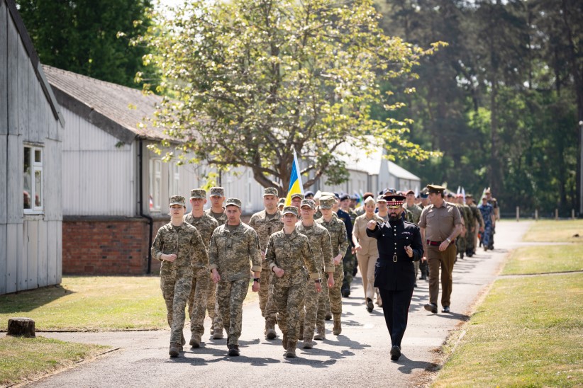Українські військові долучаться до ходи з нагоди Дня перемоги Європи у Британії