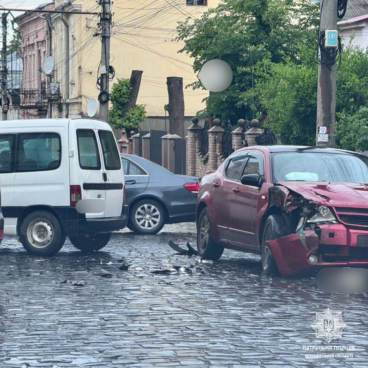 У Чернівцях на вулиці Сагайдачного трапилась ДТП: є ускладнення у русі