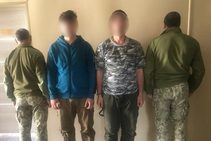 На Прикарпатті буковинські прикордонники затримали «незаконних туристів» з Миколаївщини