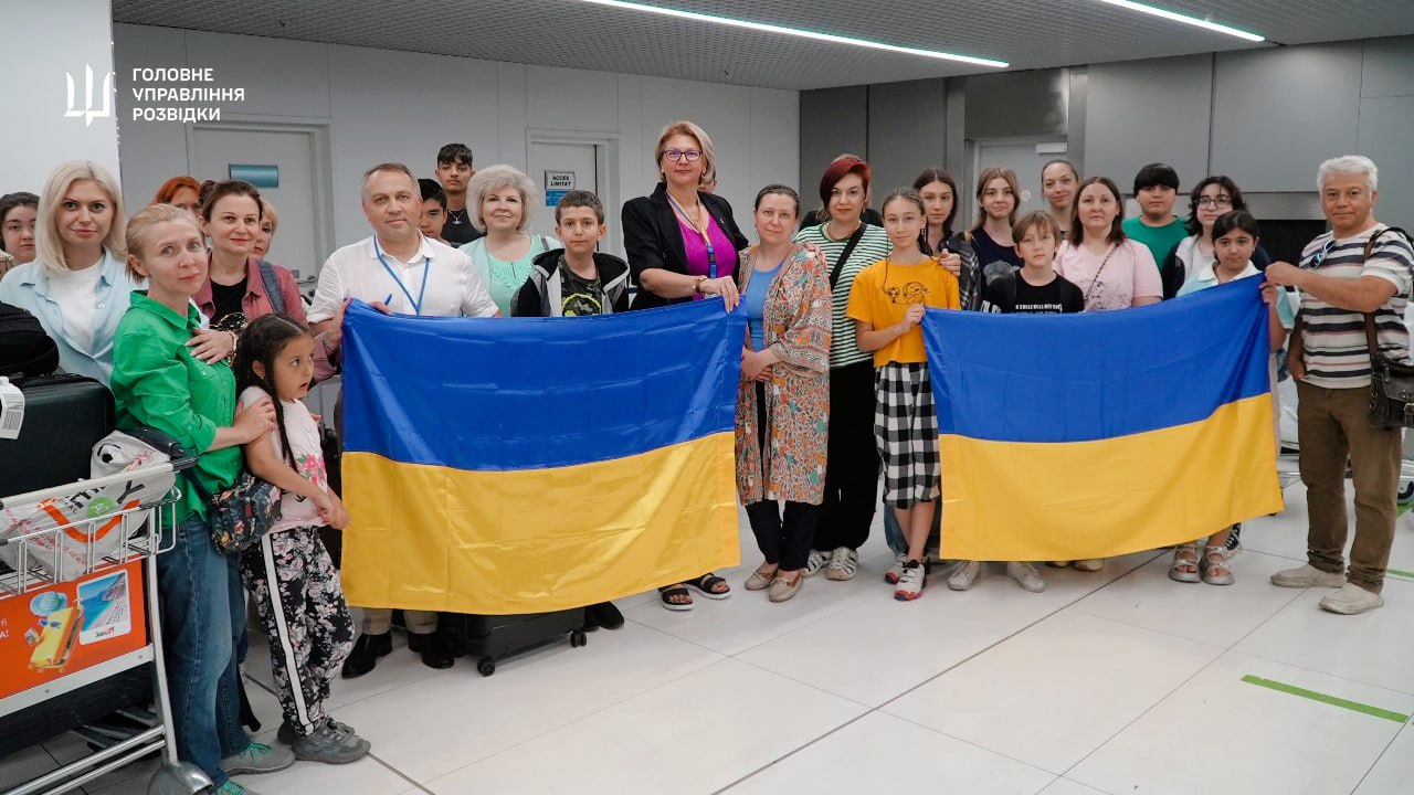 ГУР та МЗС евакуювали 31 громадянина України з Ірану
