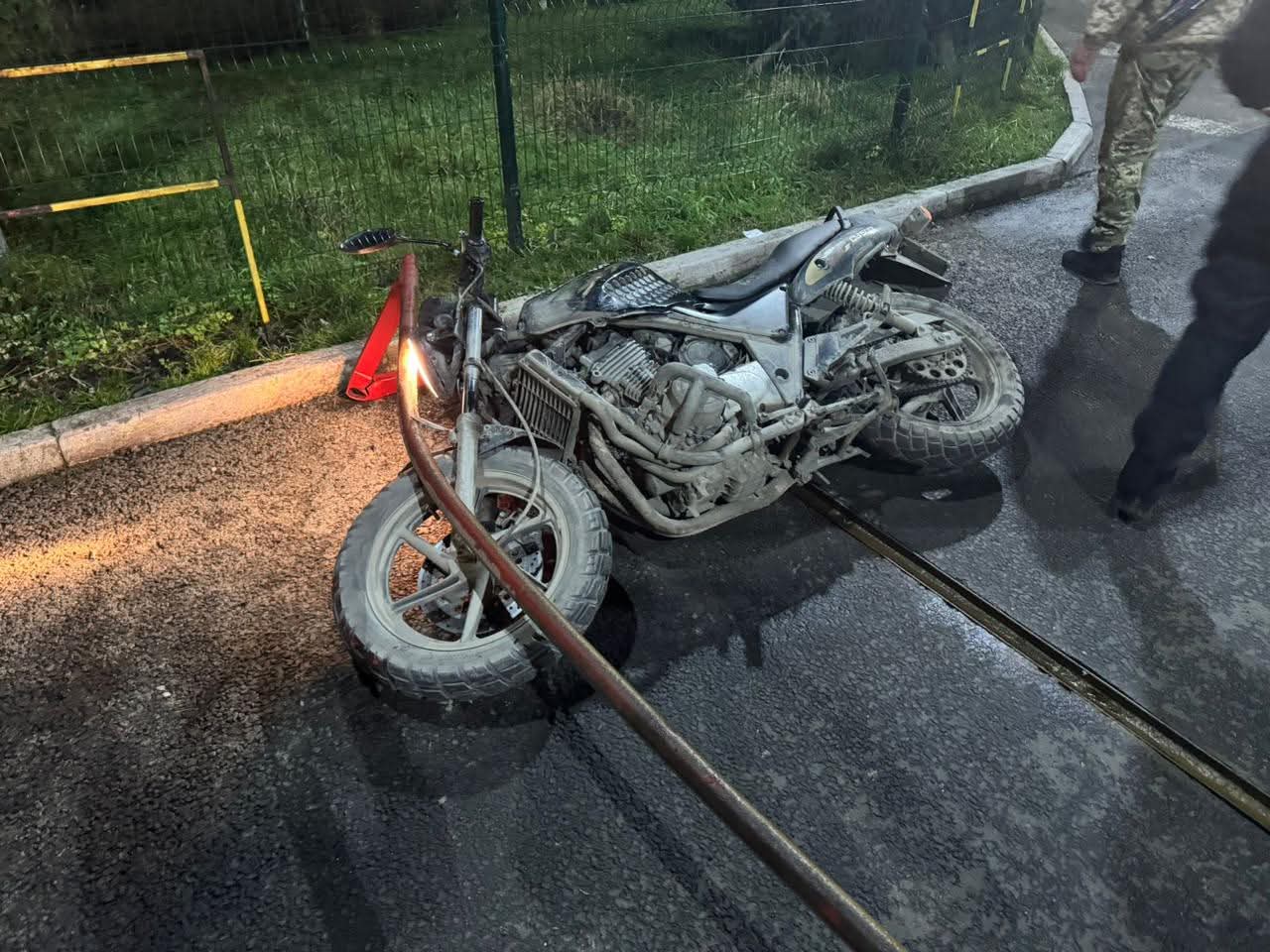 На пункті пропуску «Порубне» чоловік на мотоциклі намагався прорватися до Румунії