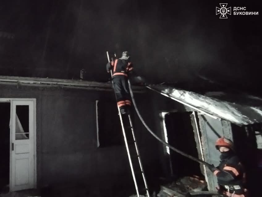 У Чернівецькій області під час пожежі загинула жінка