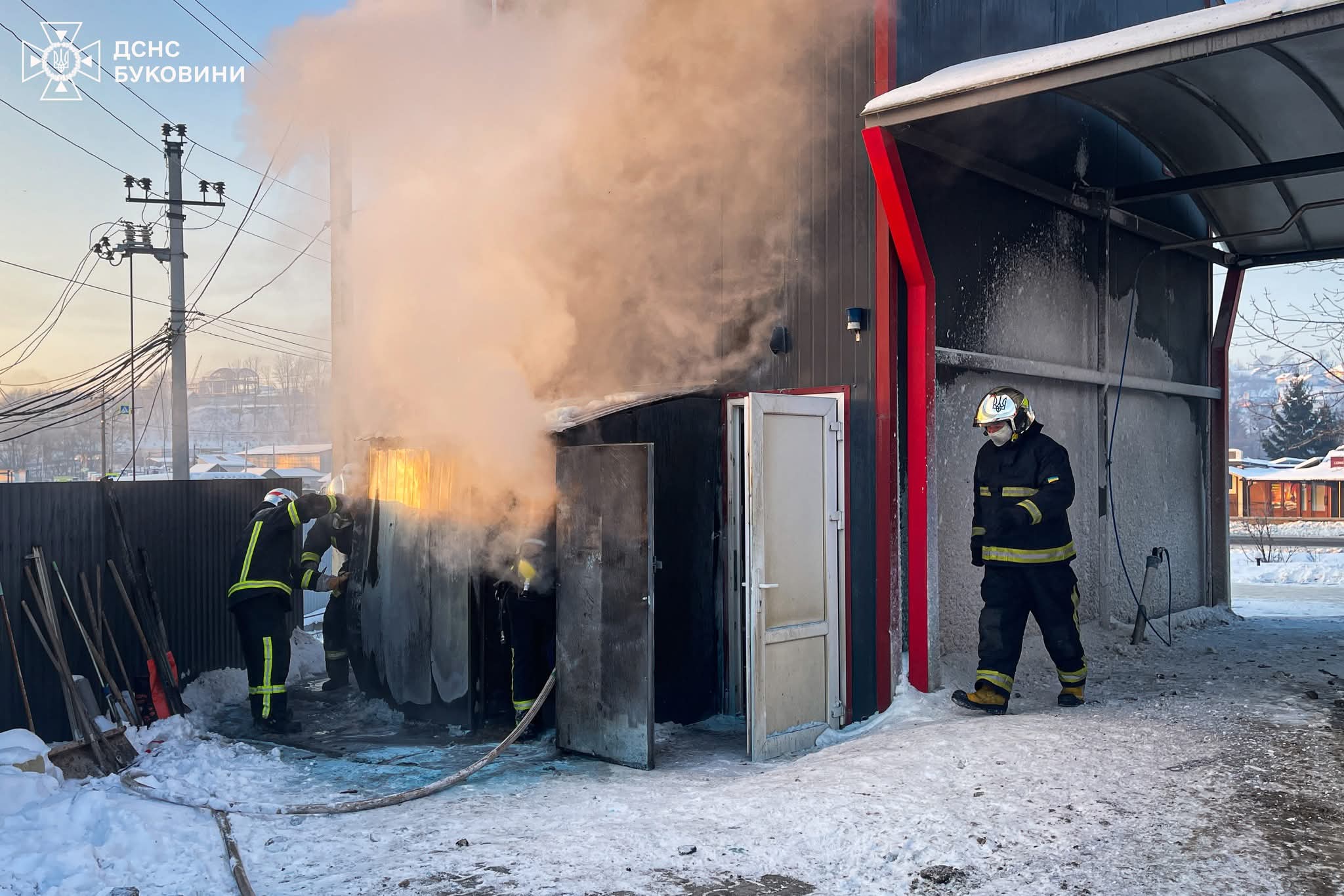 У Чернівецькій області вогнеборці ліквідували десять пожеж