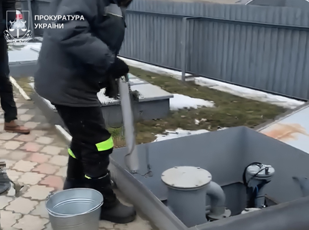 Тіньовий ринок нафтопродуктів: у двох областях викрито мережу підпільних АЗС