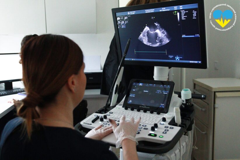 У Чернівецькому кардіоцентрі «перезапускають» серце: як буковинцям безкоштовно відновити серцевий ритм