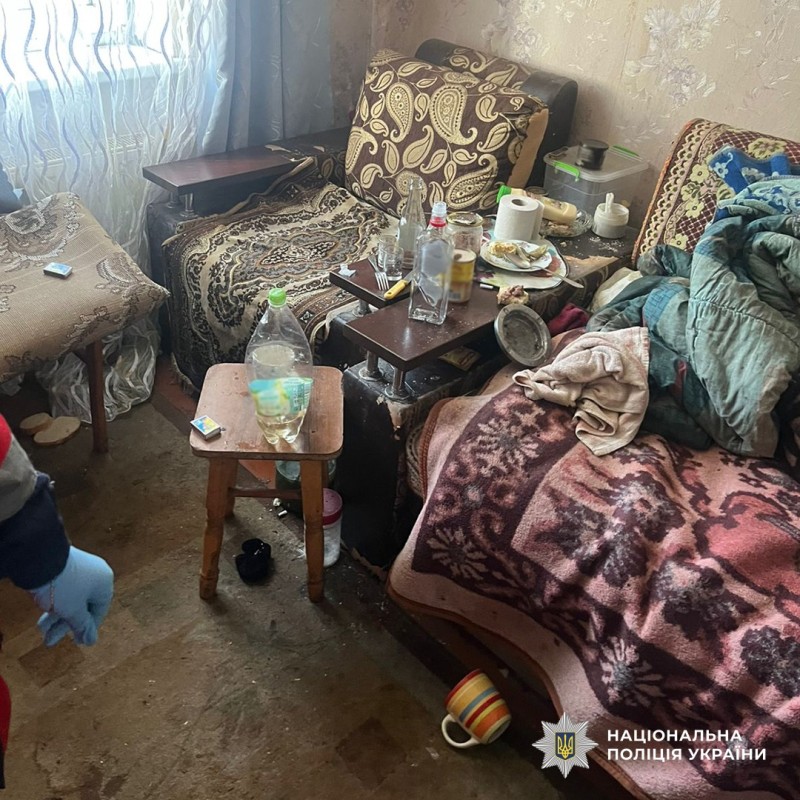 У Сторожинці поліцейські оперативно затримали жінку, причетну до умисного вбивства