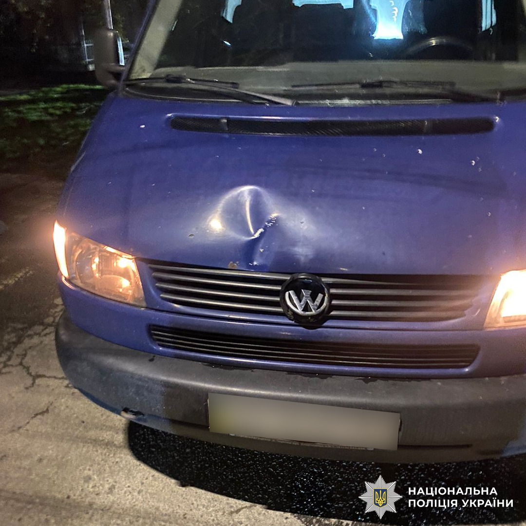 У Чернівцях поліціянти задокументували ДТП з потерпілим