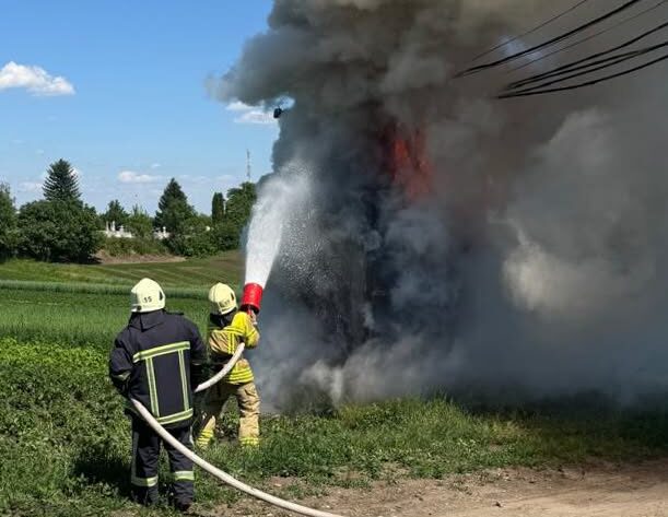Рятувальники Буковини ліквідували пожежу та знешкодили артснаряд — деталі