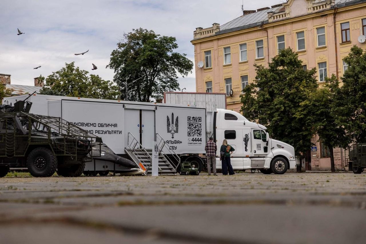 Стань частиною «Альфи»: у Чернівцях працює мобільний рекрутинговий центр