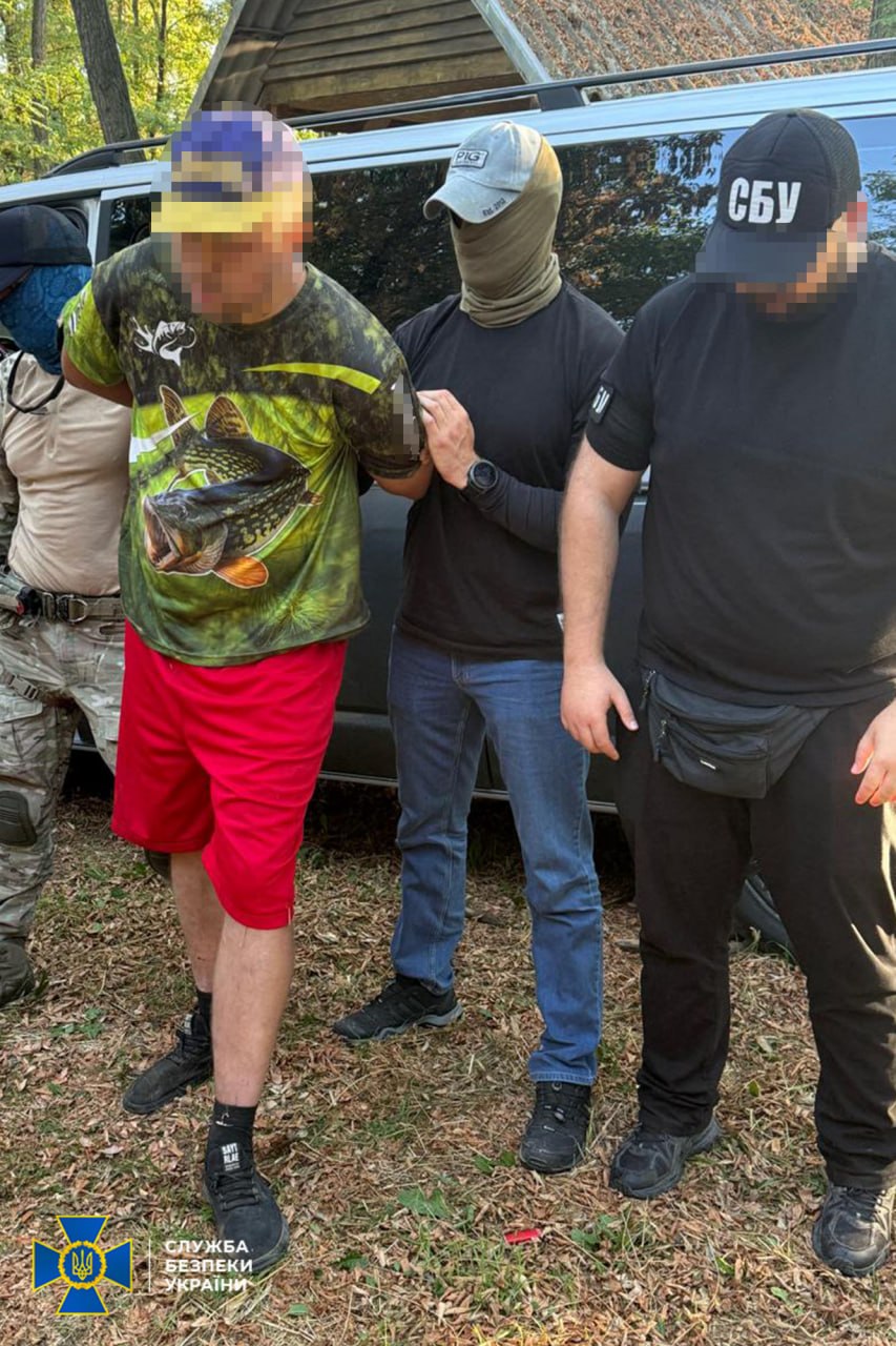СБУ повідомила про підозру чернівецькому «блогеру», який поширював інформацію про розташування підрозділів ЗСУ