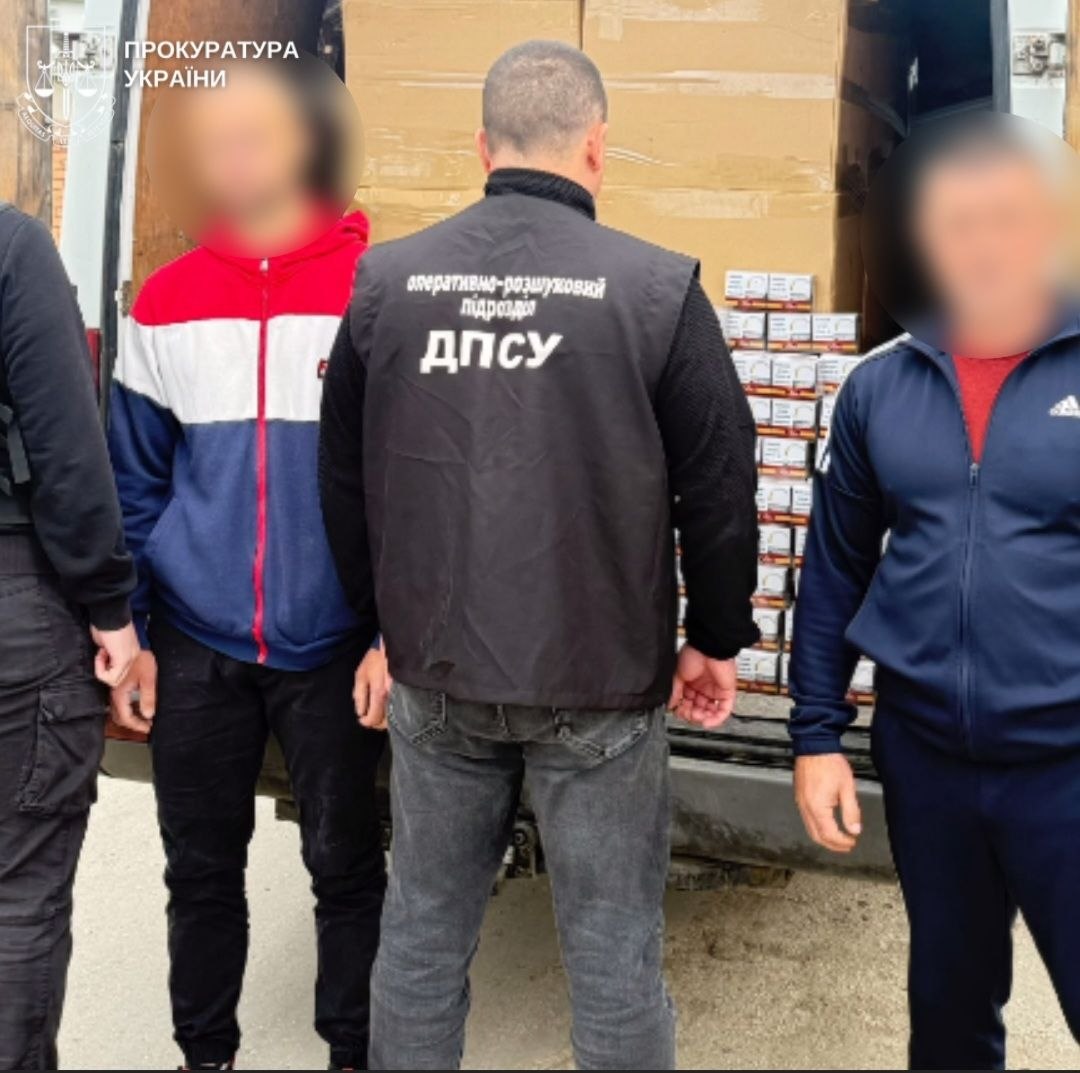На Буковині вилучили 22,5 тисячі пачок нелегальних сигарет на понад 1 млн грн